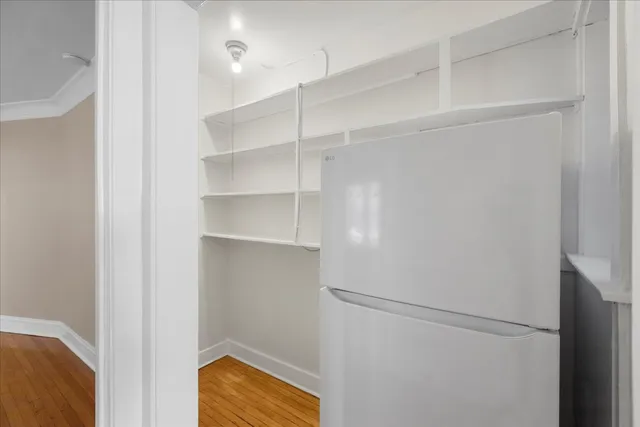 $2,195 | 811 Dobson Street, Unit 1E, Evanston, IL 60202