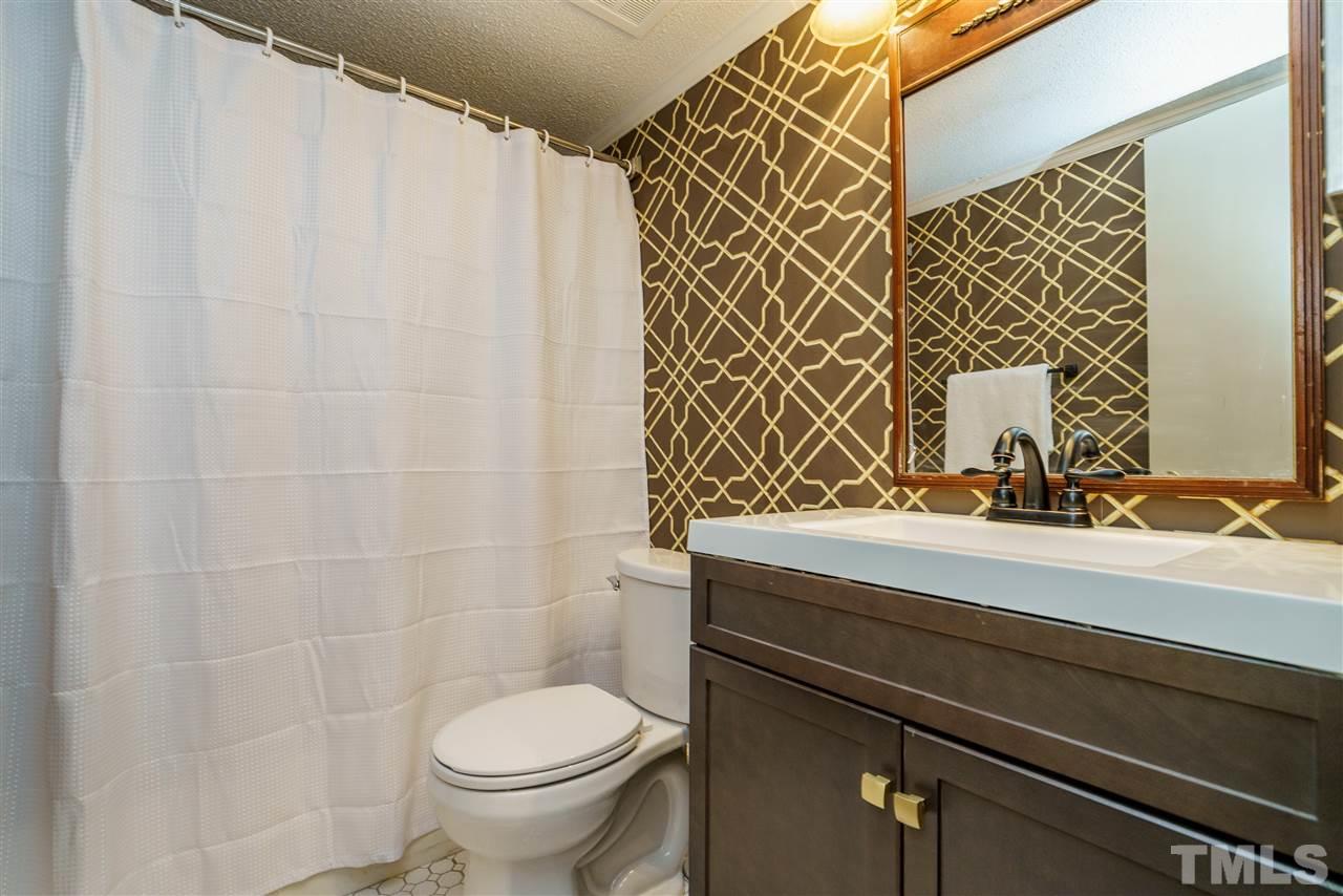4711 Edwards Mill Road, Unit D Raleigh, NC 27612 - Photo 15 of 18