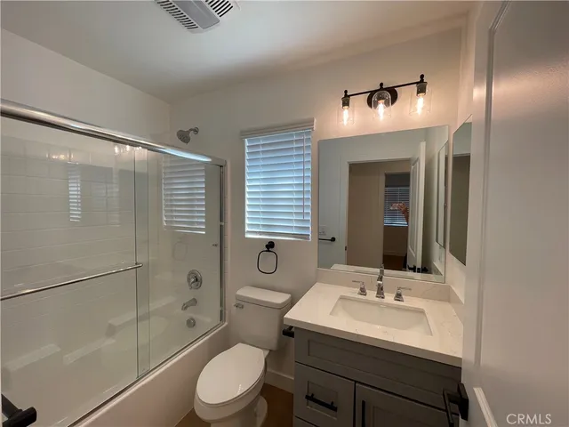 $2,400 | 215 West Nevada Street, Unit B, Ontario, CA 91762