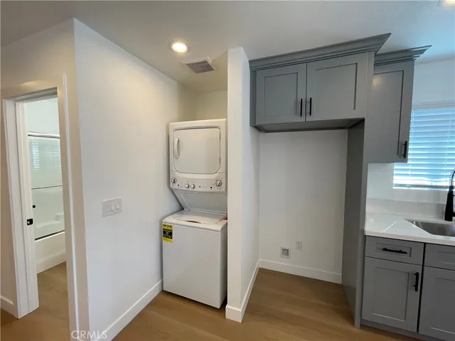 $2,400 | 215 West Nevada Street, Unit B, Ontario, CA 91762