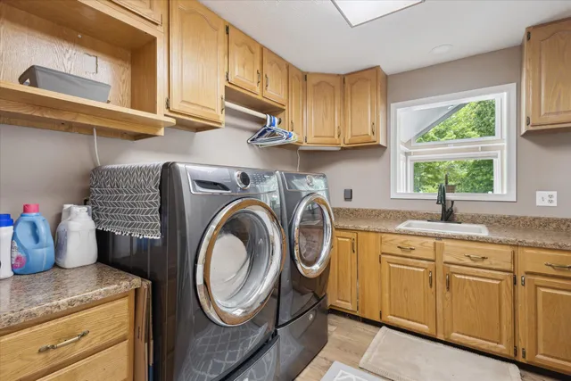 $795,000 | 30170 Beeson Street, Dowagiac, MI 49047