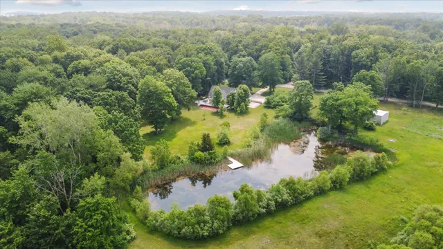 $795,000 | 30170 Beeson Street, Dowagiac, MI 49047