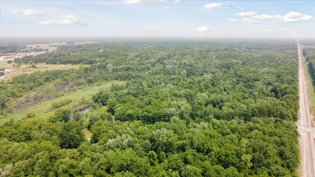 $795,000 | 30170 Beeson Street, Dowagiac, MI 49047