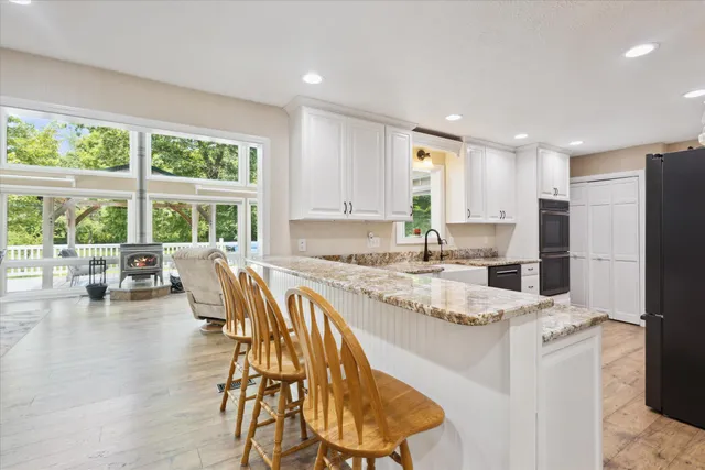 $795,000 | 30170 Beeson Street, Dowagiac, MI 49047