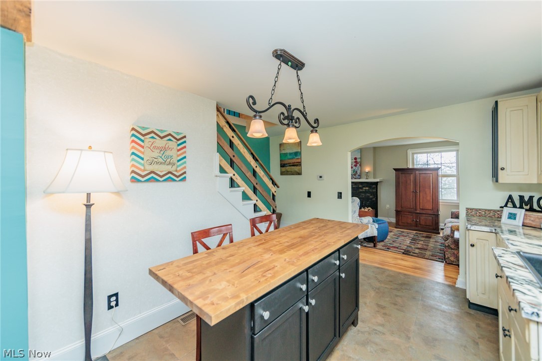 8245 West Pleasant Valley Road Cleveland, OH 44130 - Photo 16 of 49 Gallery Image 16