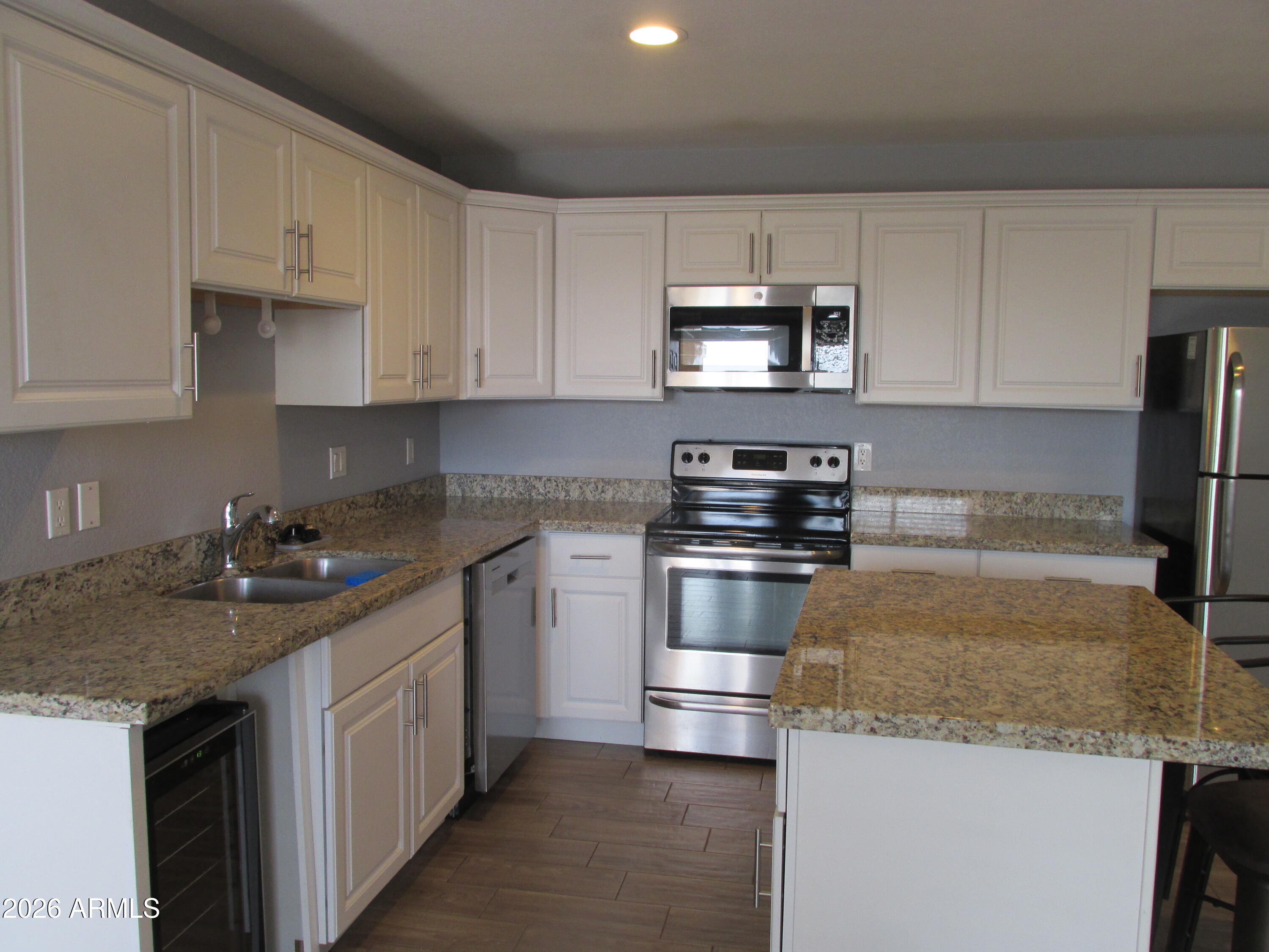 1440 North Idaho Road, Unit 1046 Apache Junction, AZ 85119 - Photo 8 of 18 IMG_2414