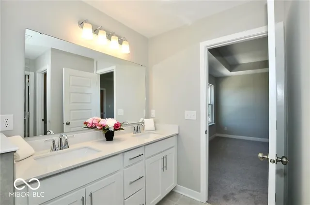 $3,100 | 916 Yorkshire Lane, Zionsville, IN 46077