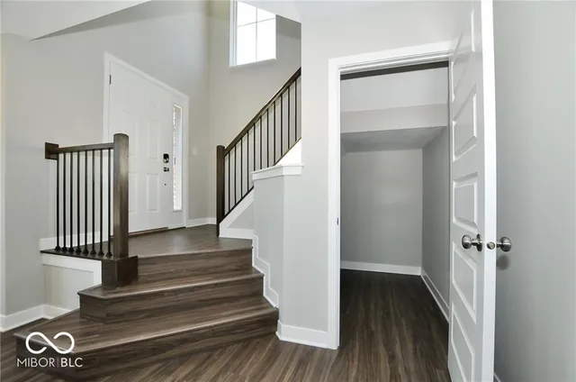 $3,100 | 916 Yorkshire Lane, Zionsville, IN 46077