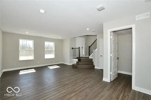 $3,100 | 916 Yorkshire Lane, Zionsville, IN 46077