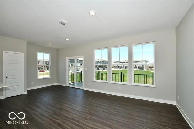 $3,100 | 916 Yorkshire Lane, Zionsville, IN 46077