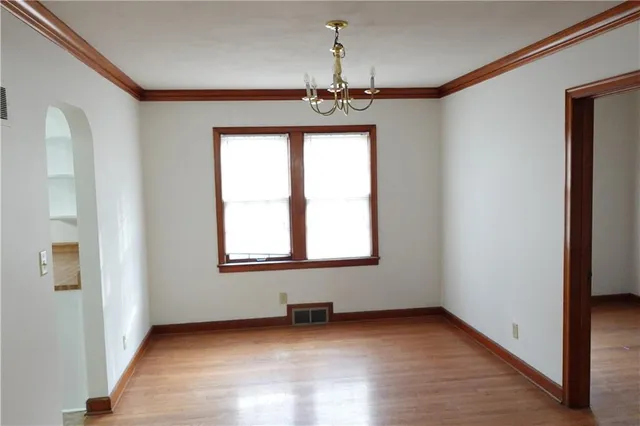 $229,000 | 4429 North Oak Trafficway, Kansas City, MO 64116