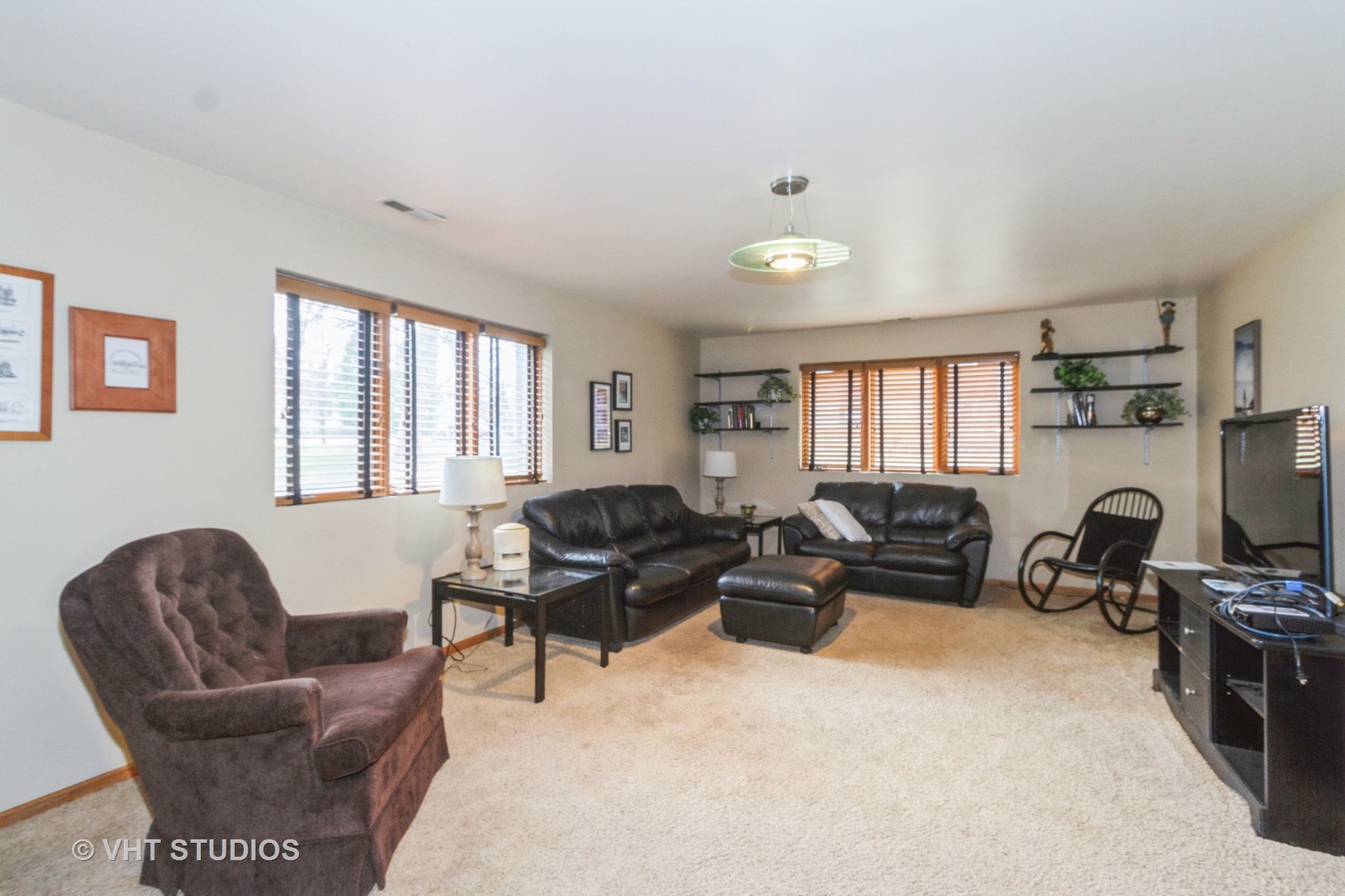 1551 Olive Road Homewood, IL 60430 - Photo 9 of 16
