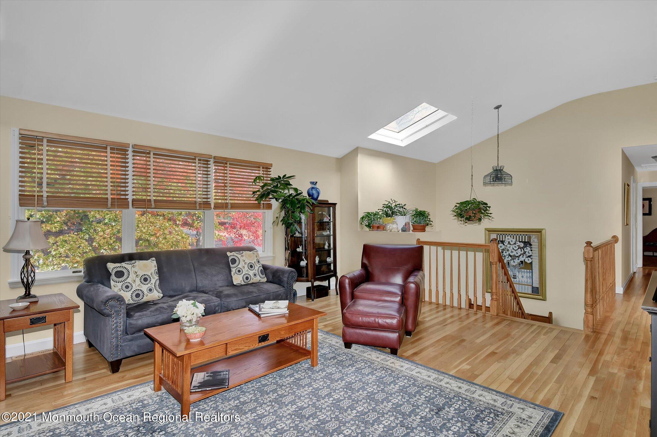 3 Comanche Drive Middletown, NJ 07716 - Photo 4 of 39 04-Living Room