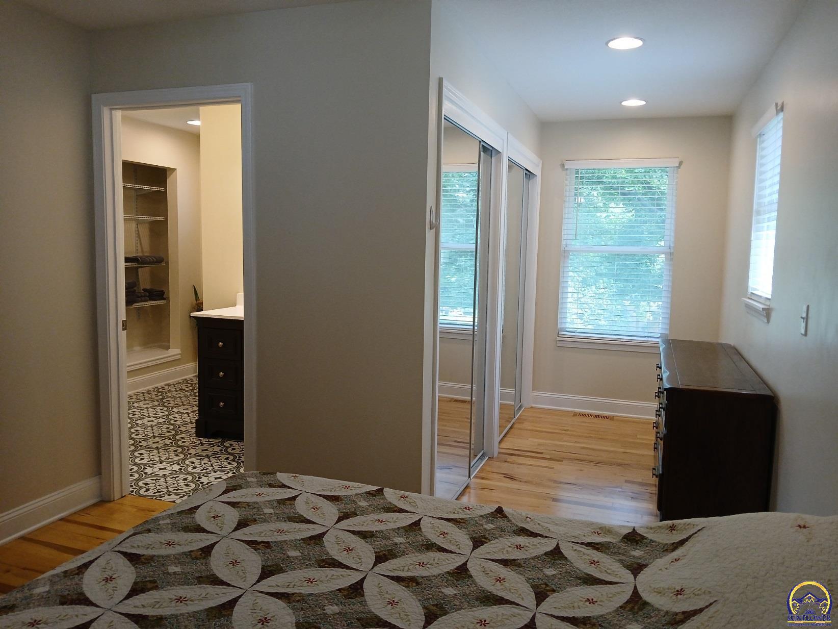 301 Southwest Yorkshire Road Topeka, KS 66606 - Photo 41 of 82