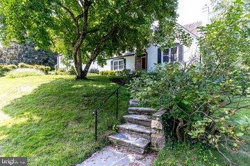 4610 Overbrook Road Bethesda, MD 20816 - Photo 4 of 55