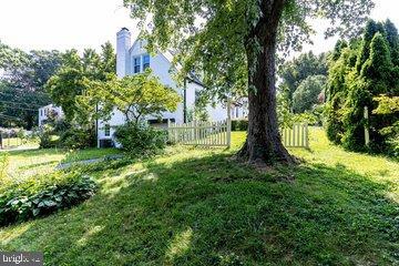 4610 Overbrook Road Bethesda, MD 20816 - Photo 42 of 55