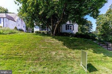 4610 Overbrook Road Bethesda, MD 20816 - Photo 5 of 55