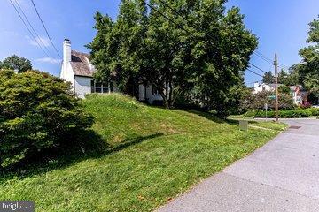 4610 Overbrook Road Bethesda, MD 20816 - Photo 7 of 55