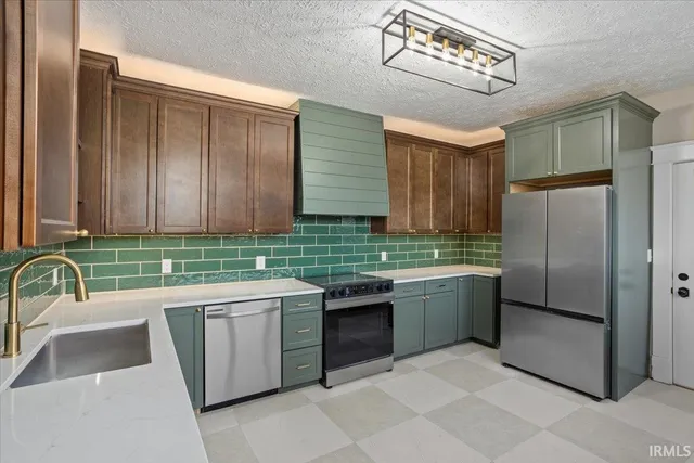 $575,000 | 802 Columbia Street, Lafayette, IN 47901