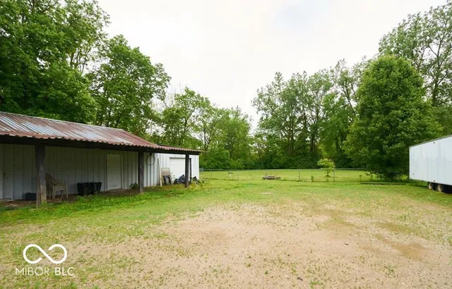 $109,900 | 2413 South Gharkey Street, Muncie, IN 47302