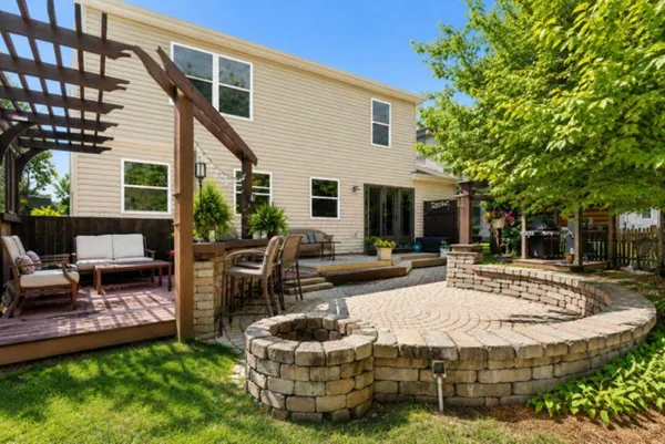 $487,900 | 3724 Pleasantbrook Drive, Hilliard, OH 43026