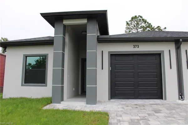 $2,200 | 373 Lillon Avenue South, Lehigh Acres, FL 33974