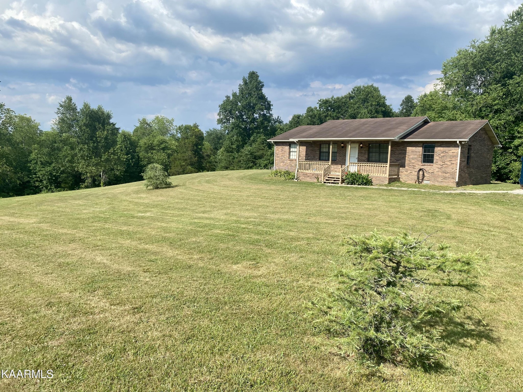 330 Finley Road Crossville, TN 38571 - Photo 4 of 18 Gallery Image 4