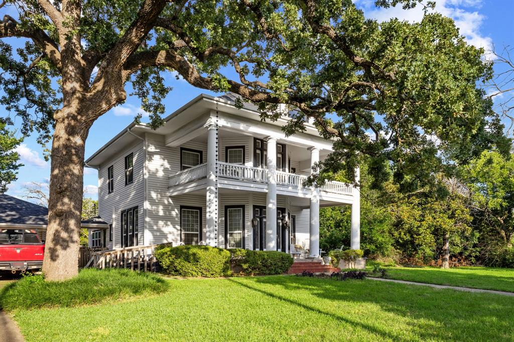 1114 South Houston Avenue Denison, TX 75021 - Photo 4 of 14