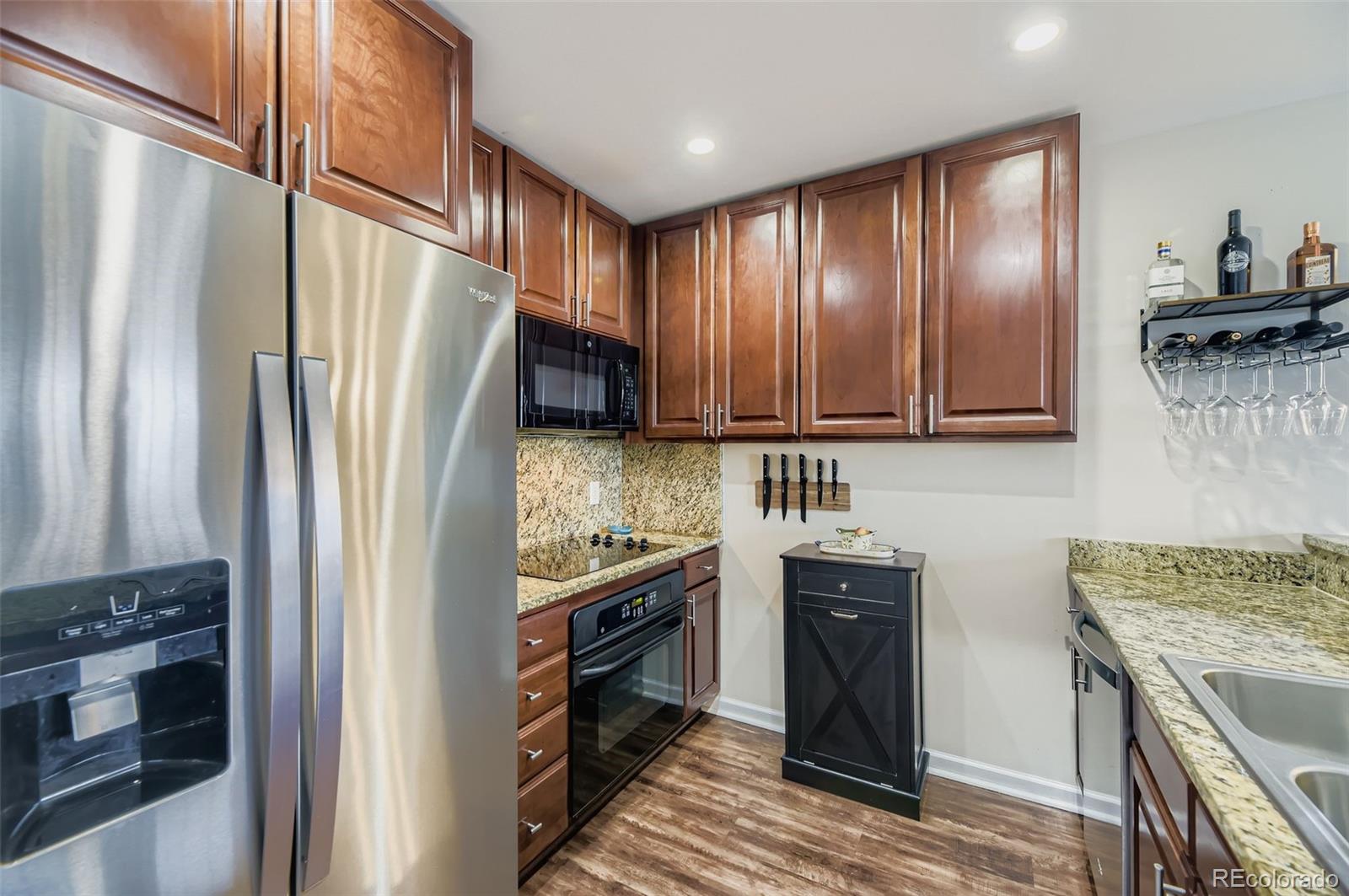 925 Lincoln Street, Unit 12CS Denver, CO 80203 - Photo 12 of 48