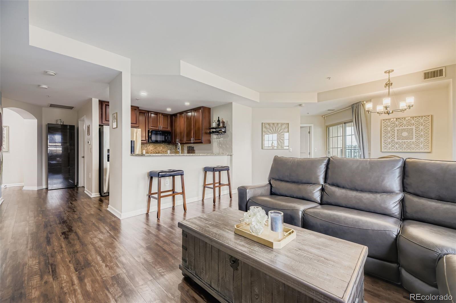 925 Lincoln Street, Unit 12CS Denver, CO 80203 - Photo 8 of 48