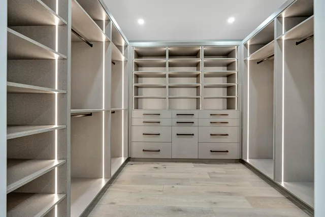 $105,000 | 416 South Lake Drive, Lantana, FL 33462