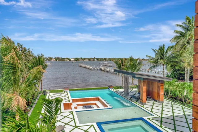 $105,000 | 416 South Lake Drive, Lantana, FL 33462