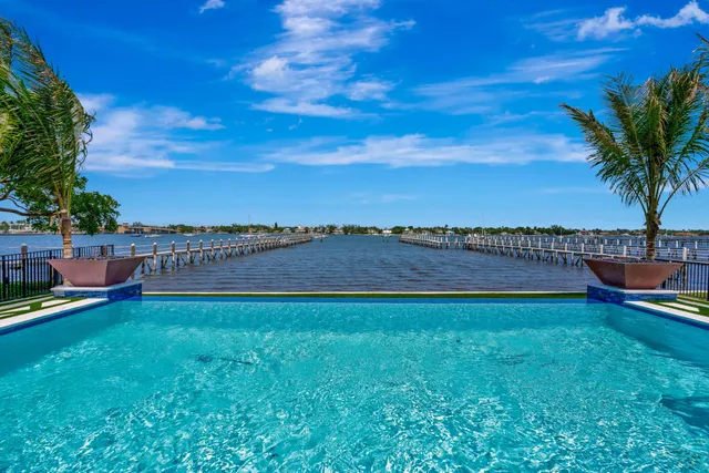 $105,000 | 416 South Lake Drive, Lantana, FL 33462