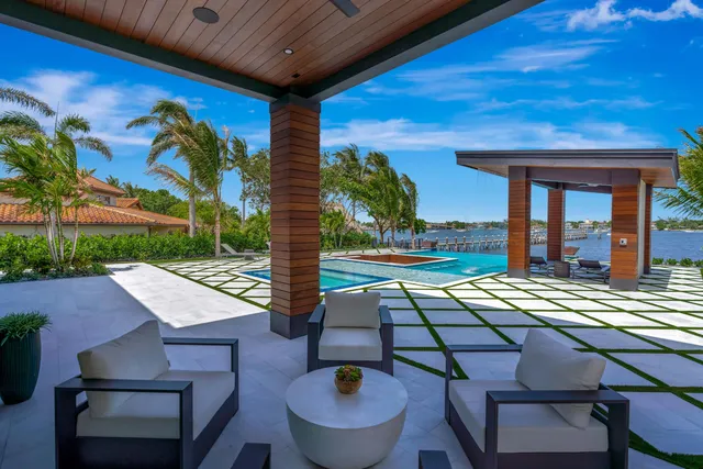 $105,000 | 416 South Lake Drive, Lantana, FL 33462