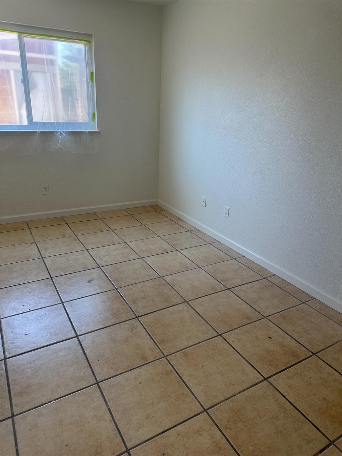 305 Boone Way Modesto, CA 95351 - Photo 15 of 23