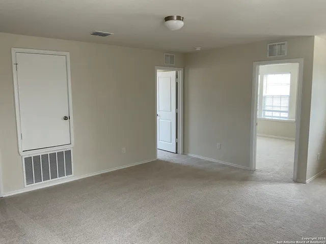 $1,950 | 10606 Rayburn Landing, San Antonio, TX 78252