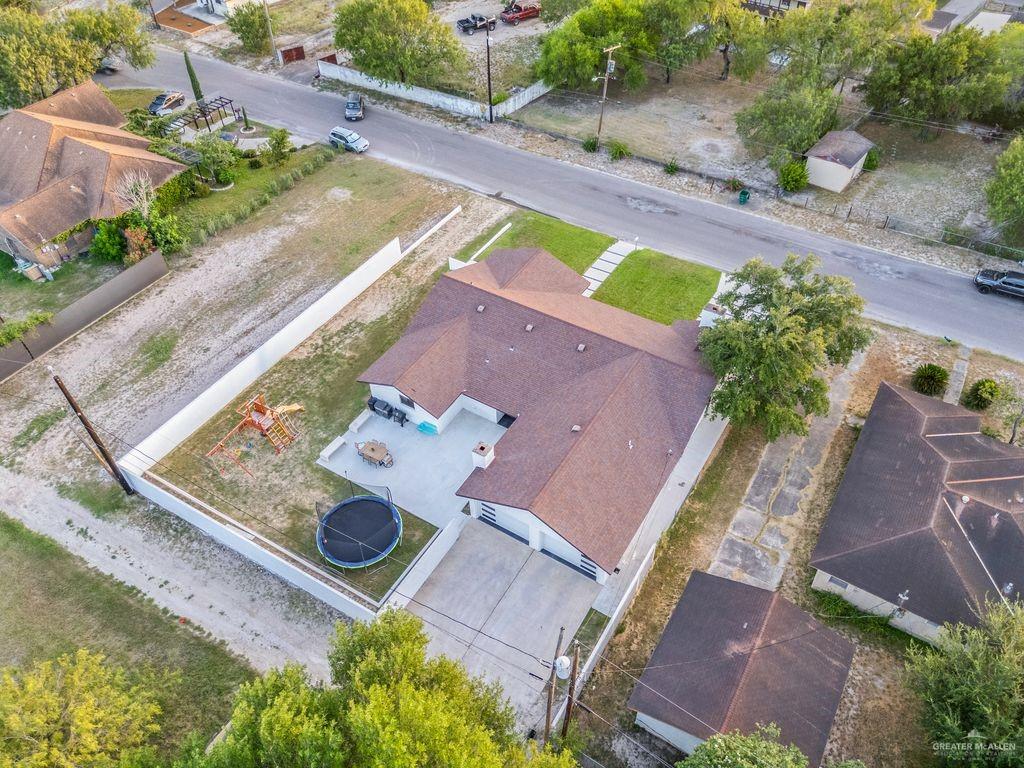 111 South Cox Street Rio Grande City, TX 78582 - Photo 23 of 27 Aerial view of property and surrounding area