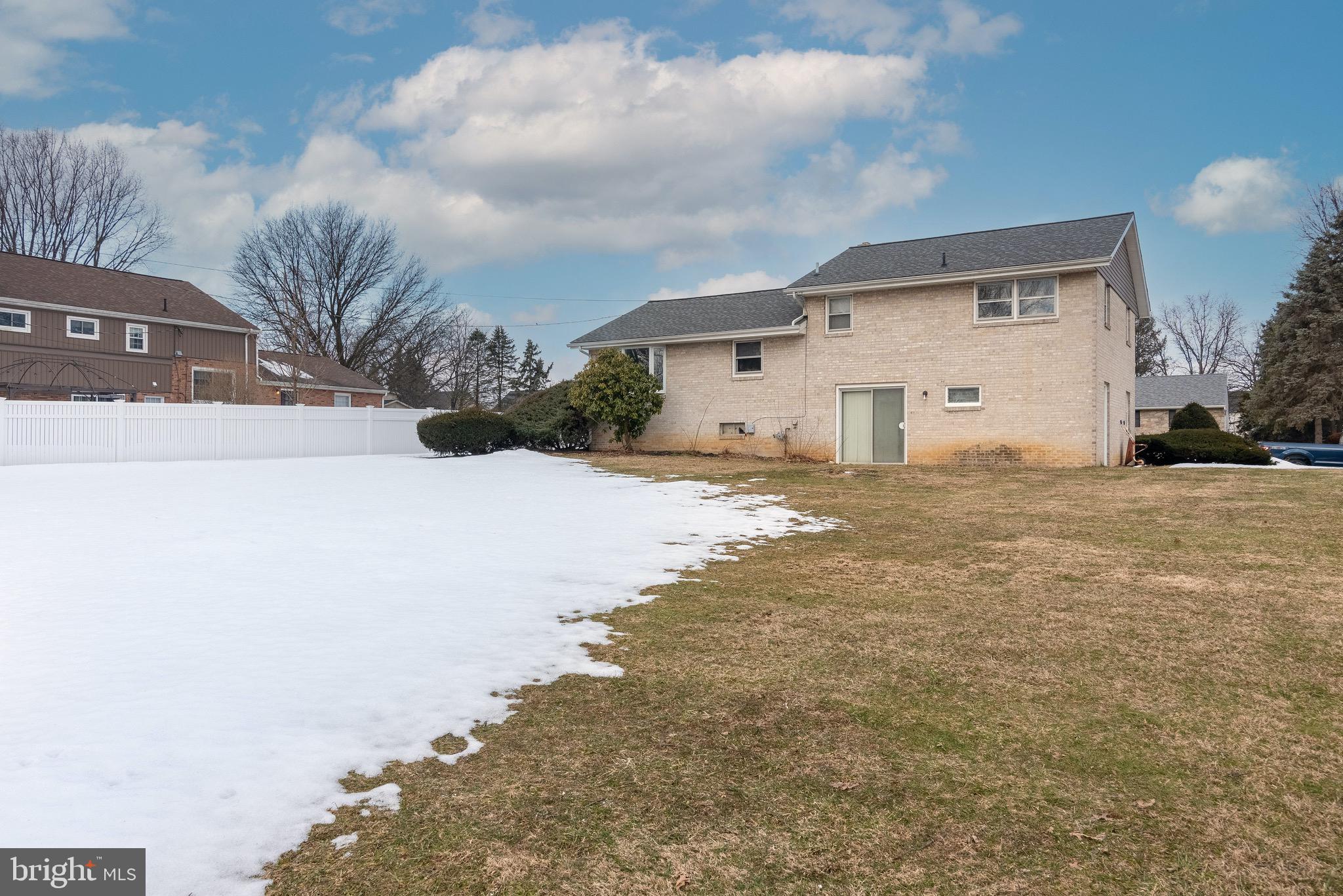 1645 Westwood Road Reading, PA 19610 - Photo 17 of 19