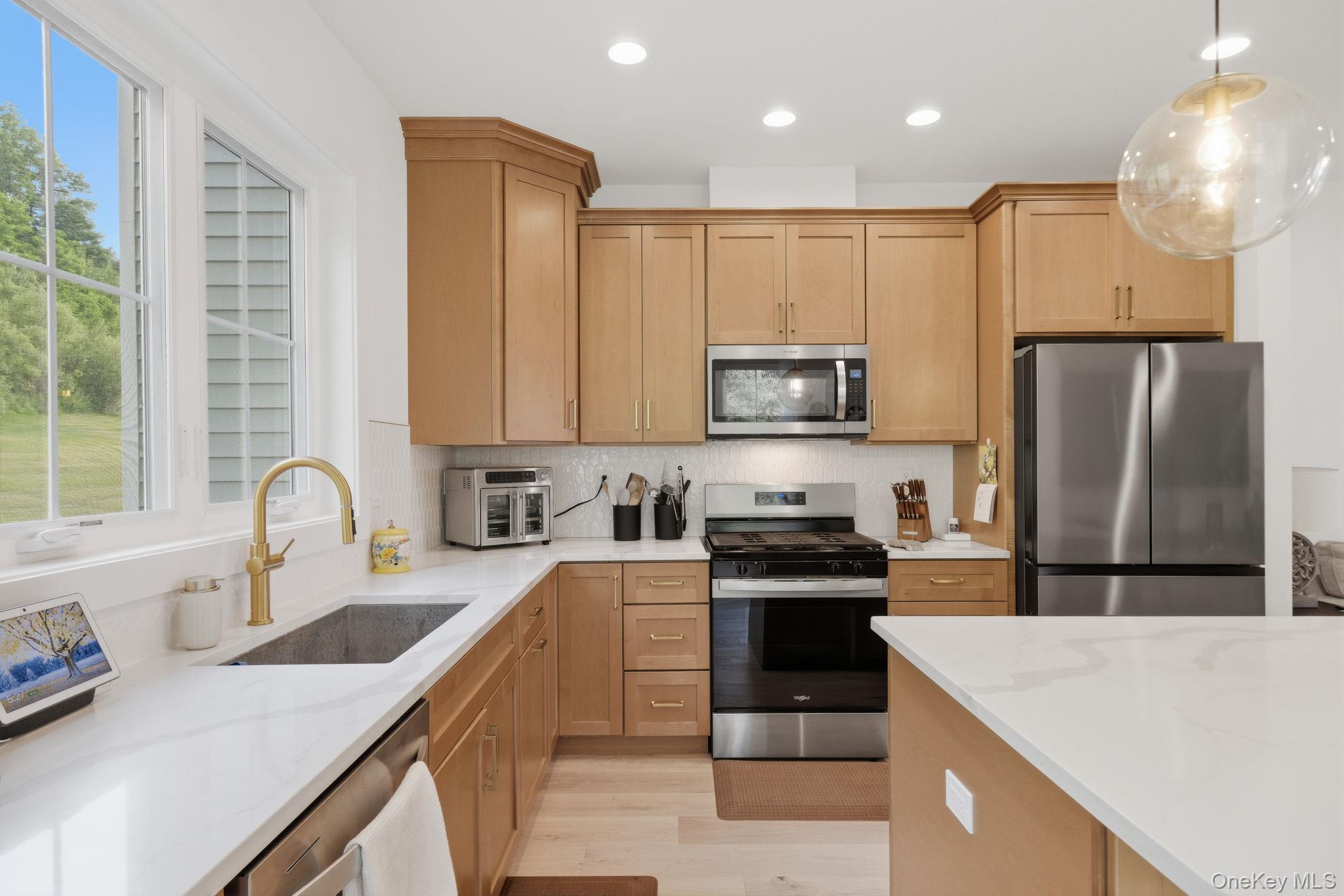 4048 Chestnut Rdg Road Fishkill, NY 12524 - Photo 22 of 49
