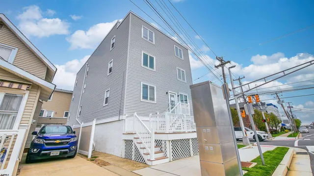 $1,500 | 9801 Ventnor Avenue, Unit C2, Margate City, NJ 08402