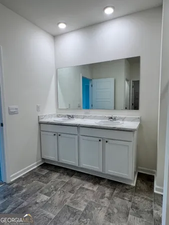 $295,000 | 100 Alton Tucker Sr. Boulevard, Bonaire, GA 31005