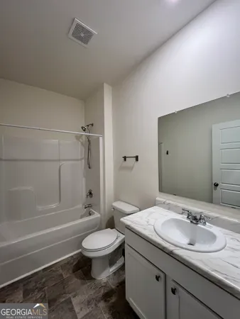 $295,000 | 100 Alton Tucker Sr. Boulevard, Bonaire, GA 31005