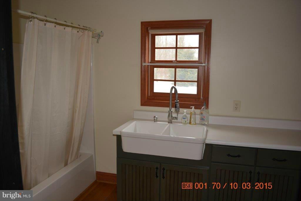 5105 Smith Road Rohrersville, MD 21779 - Photo 20 of 26 Bath