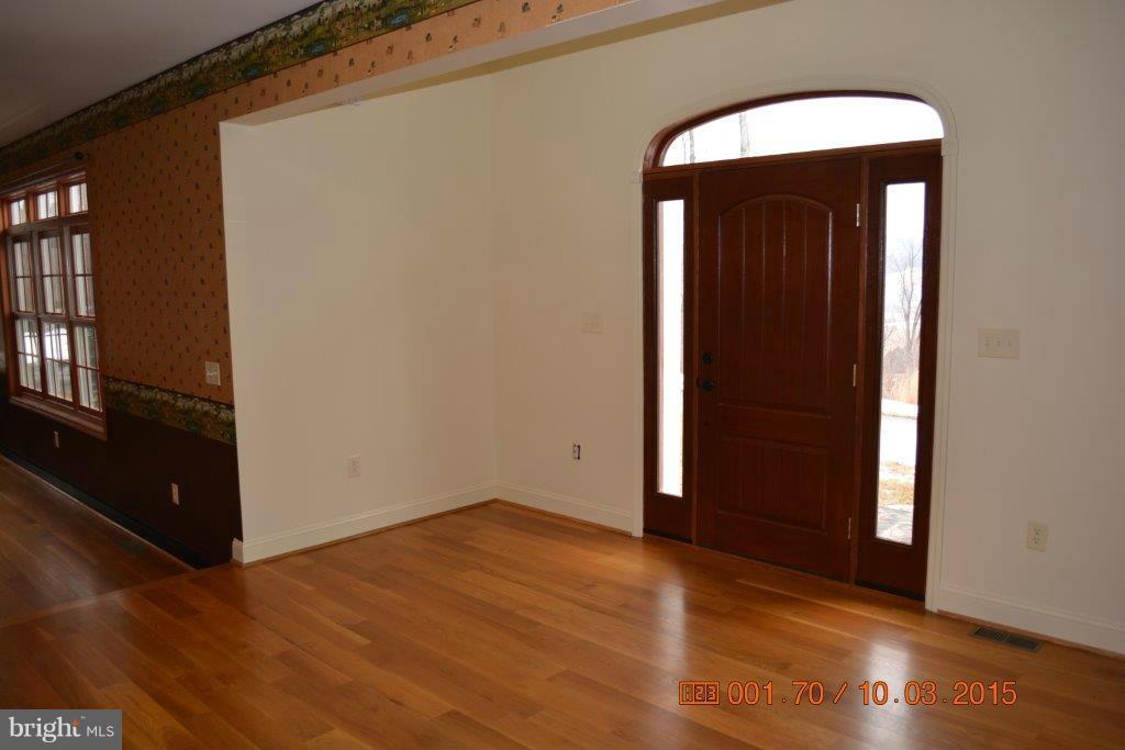 5105 Smith Road Rohrersville, MD 21779 - Photo 3 of 26 Interior (General)