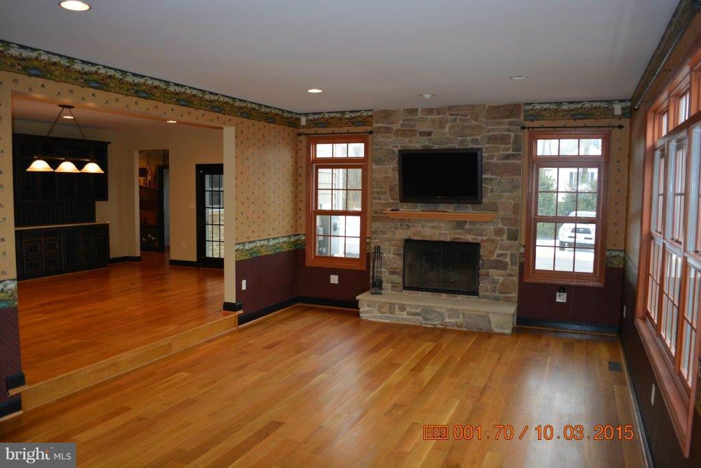 5105 Smith Road Rohrersville, MD 21779 - Photo 4 of 26 Family Room