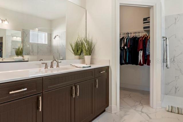 7657 Ridgelake Circle Bradenton, FL 34203 - Photo 24 of 57