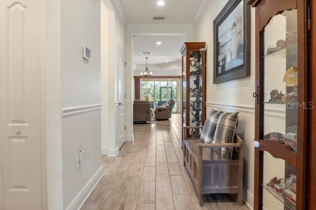 7657 Ridgelake Circle Bradenton, FL 34203 - Photo 6 of 57