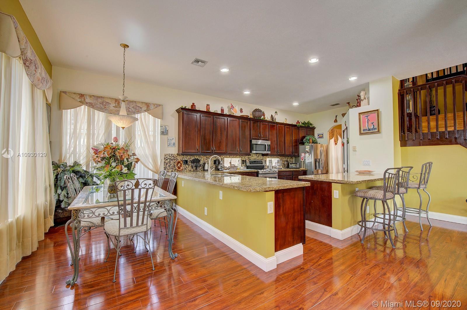 2604 Southwest 135th Avenue Miramar, FL 33027 - Photo 5 of 63 Kitchen Eat In and Breakfast Table