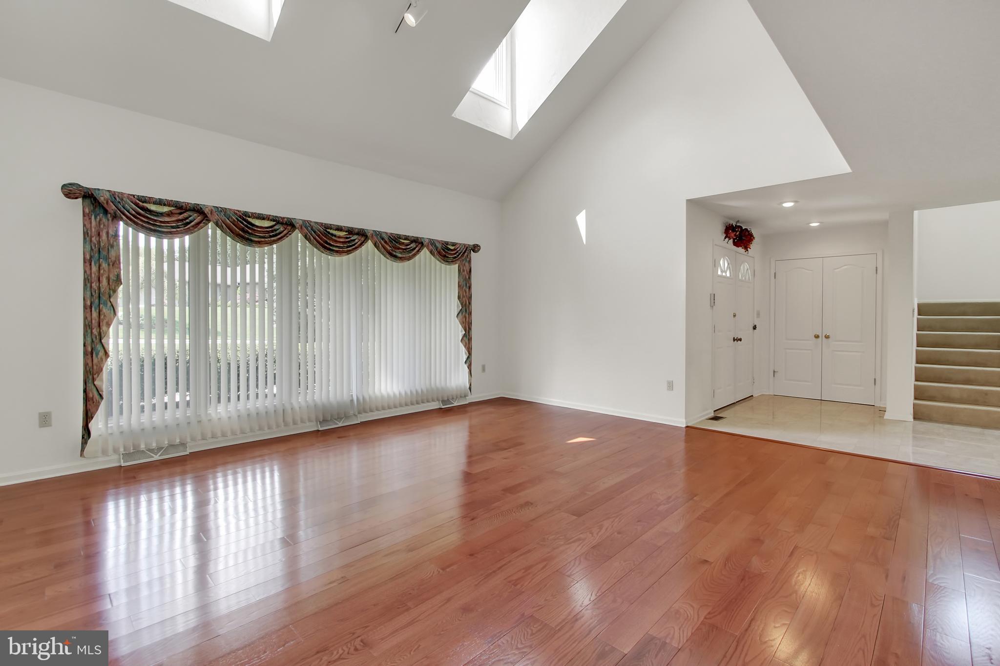 3693 Cimmeron Road York, PA 17402 - Photo 3 of 36 Gallery Image 3
