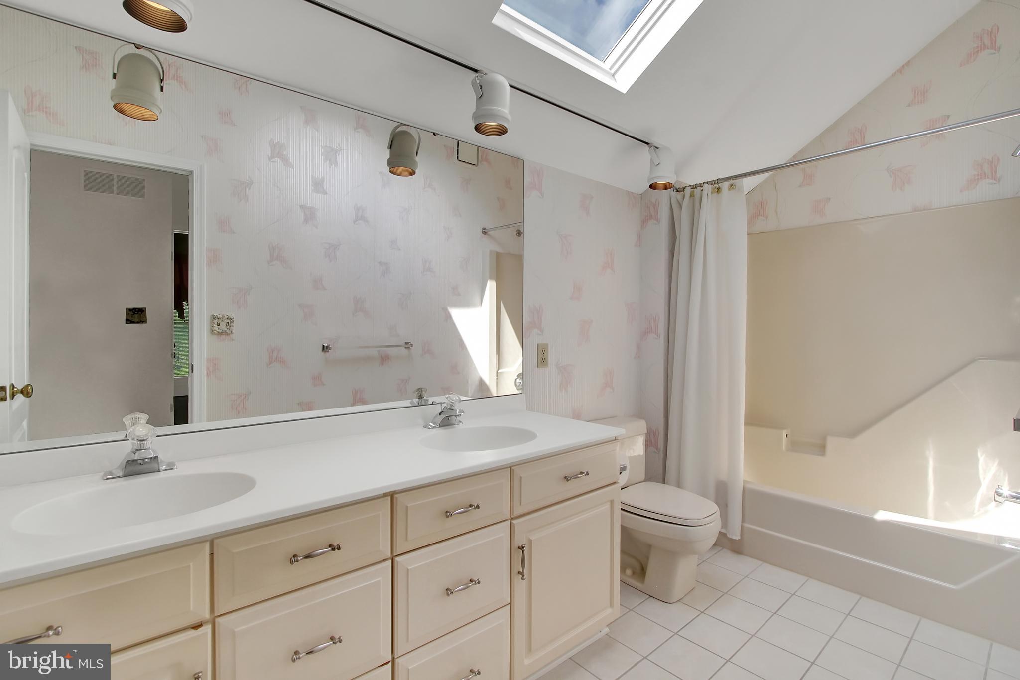 3693 Cimmeron Road York, PA 17402 - Photo 23 of 36 Gallery Image 23